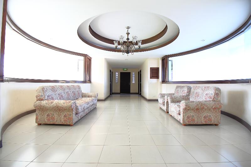 OYO 471 Sunshine Apartment - Lobi