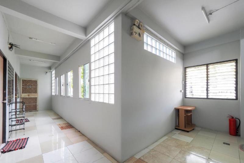 OYO 471 Sunshine Apartment - Genel