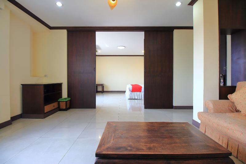 OYO 471 Sunshine Apartment - Oda