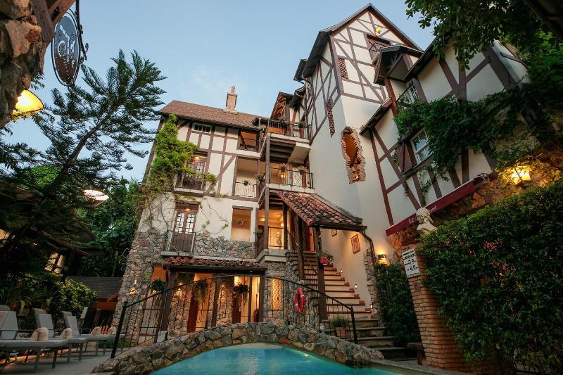 Le Charcoa Hotel - Genel