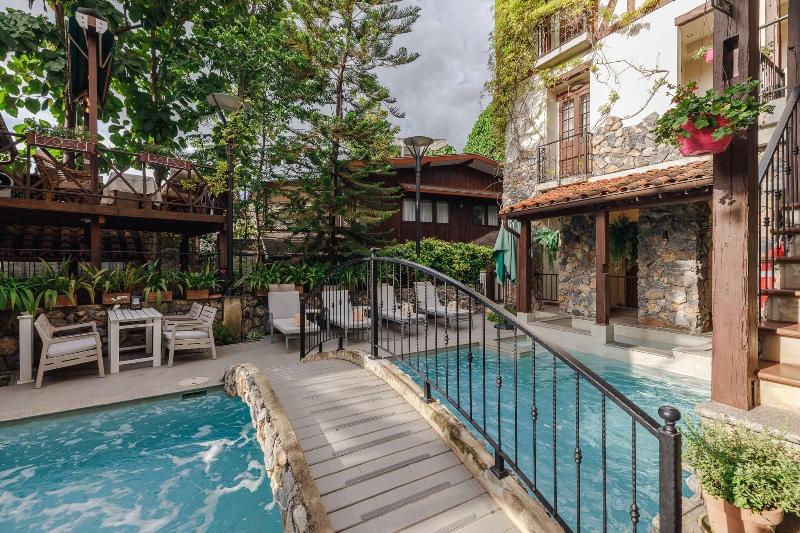 Le Charcoa Hotel - Havuz