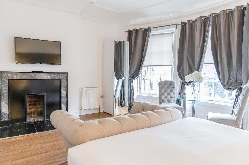 Edinburgh Castle Apartments And Suites - Oda