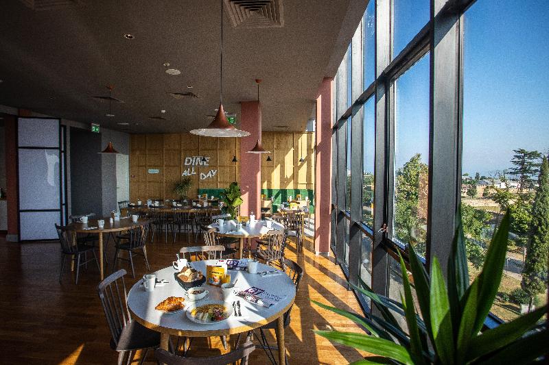 Holiday Inn Telavi - Restoran