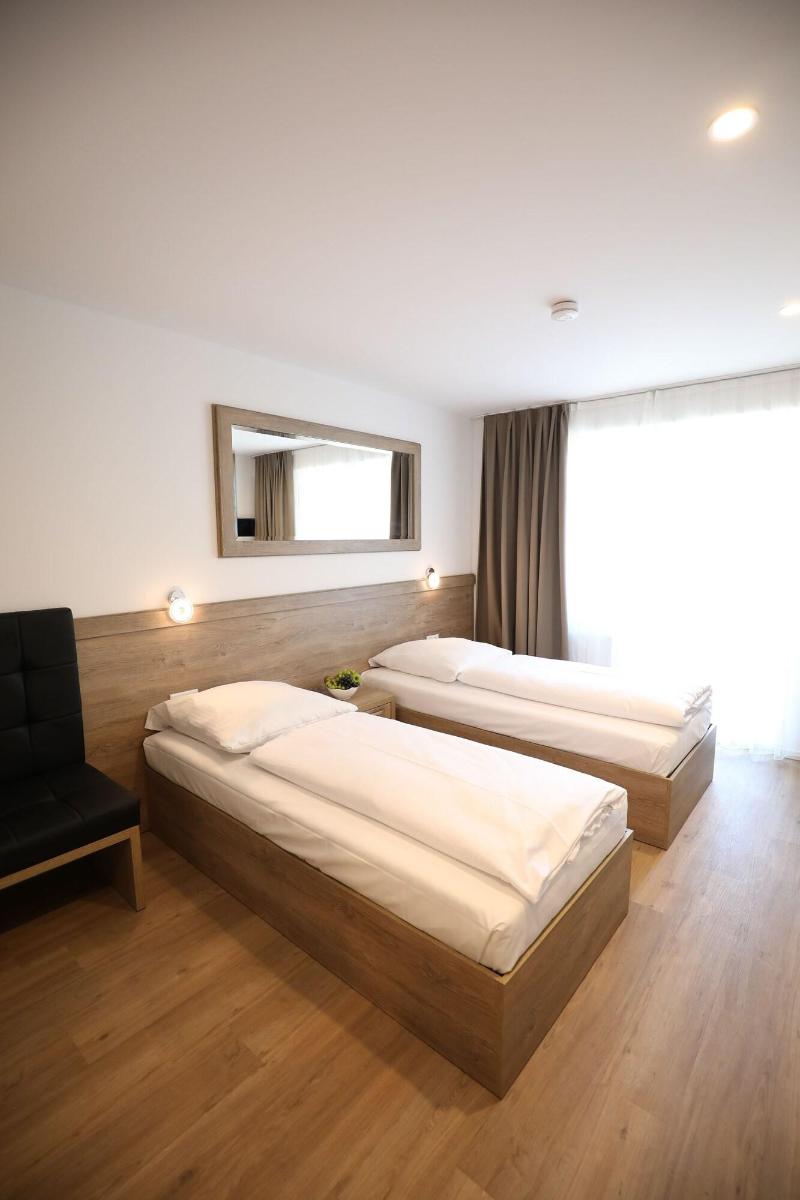 Sleep Inn Düsseldorf - Oda