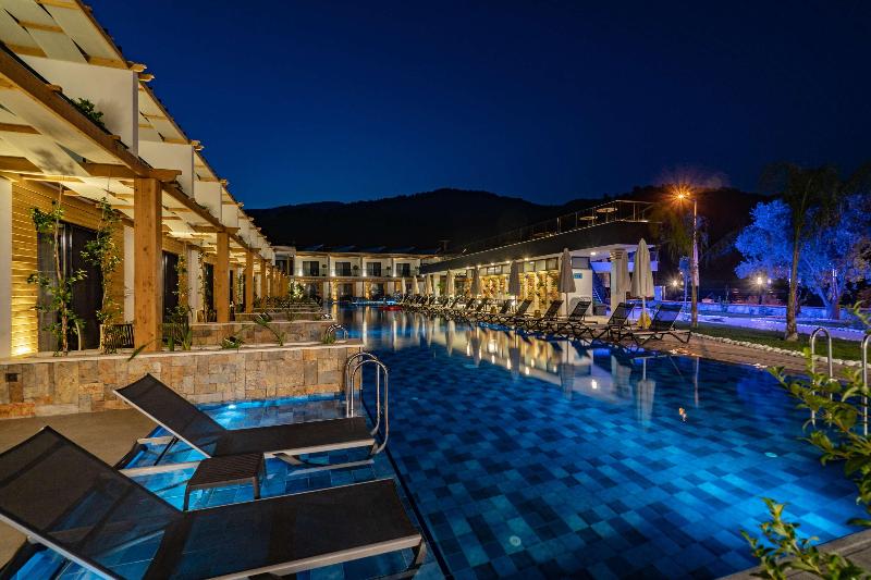 L Hotel Sarigerme - Havuz