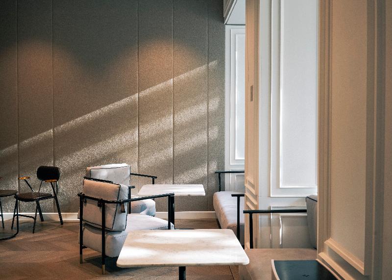 PAGE8, Page Hotels - Lobi