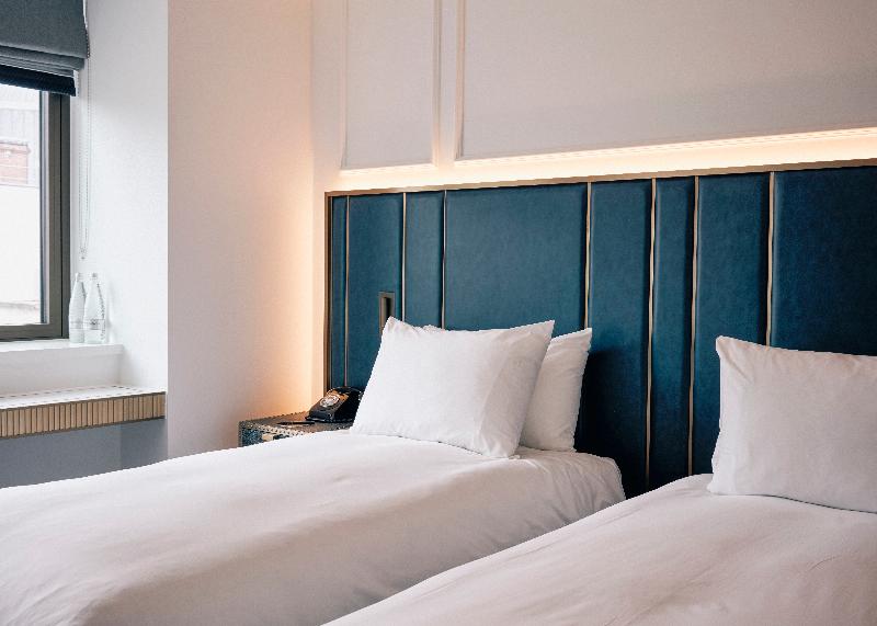 PAGE8, Page Hotels - Oda