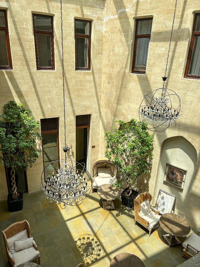 Shirvanshah Hotel - Lobi