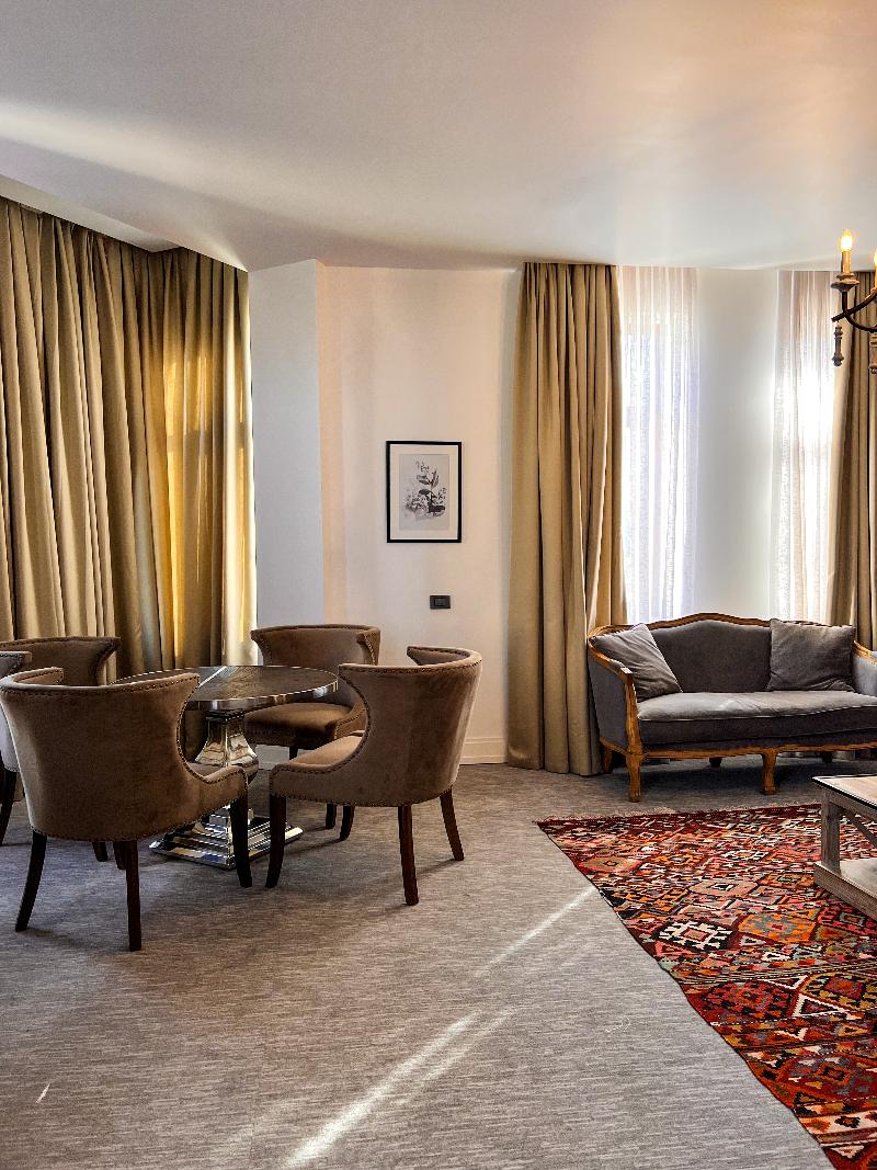 Shirvanshah Hotel - Oda
