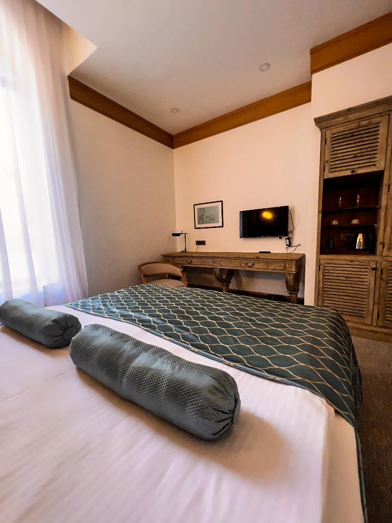 Shirvanshah Hotel - Oda