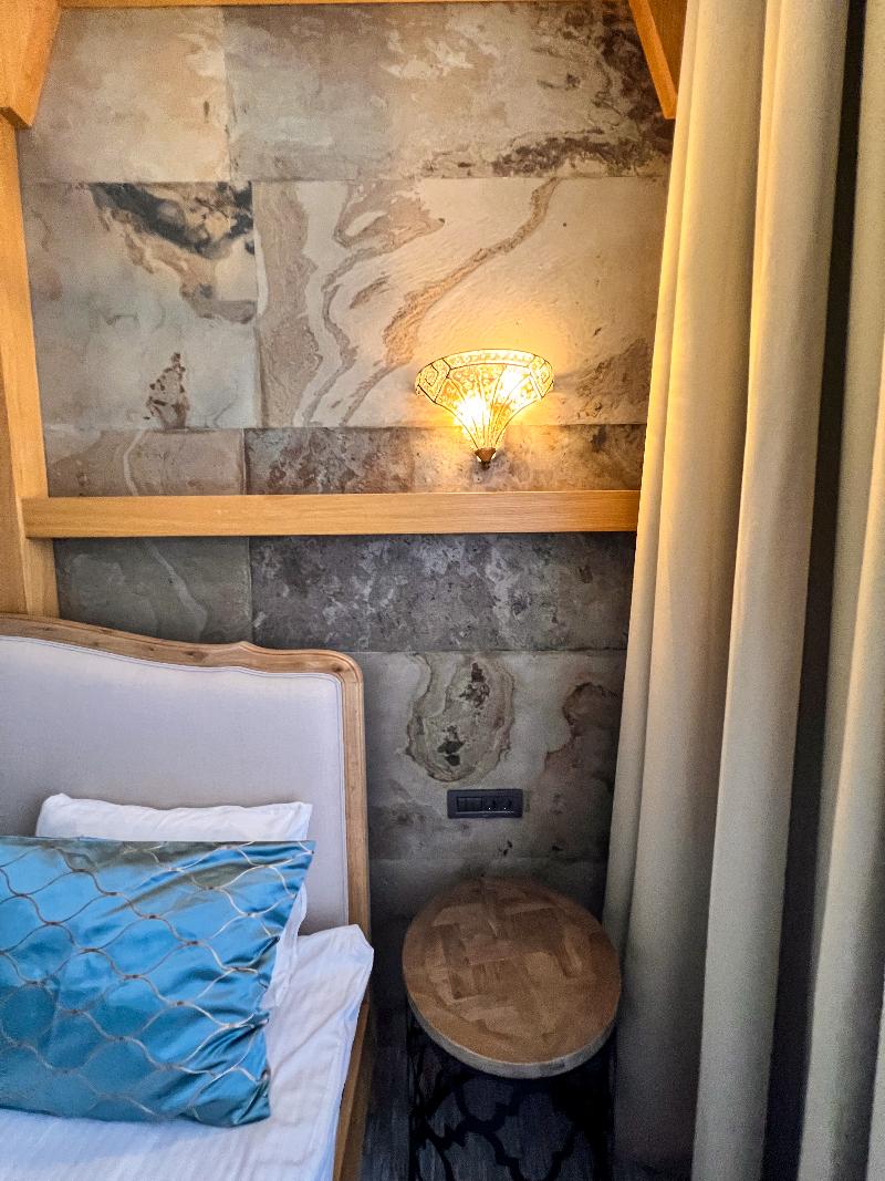 Shirvanshah Hotel - Oda
