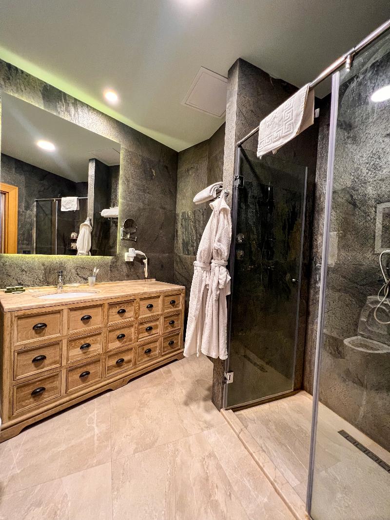 Shirvanshah Hotel - Oda