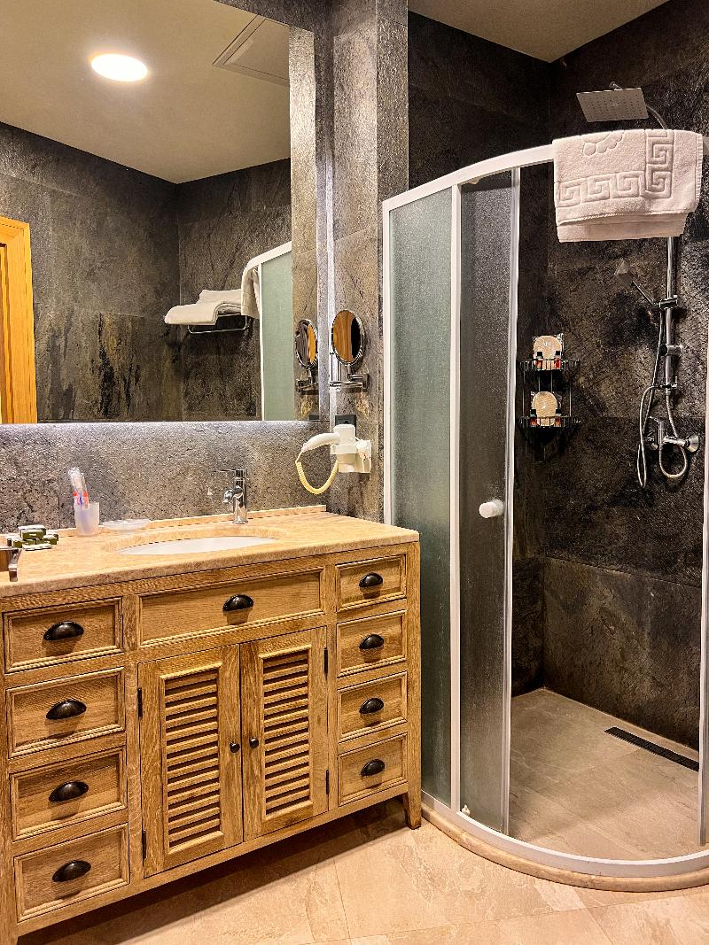 Shirvanshah Hotel - Oda
