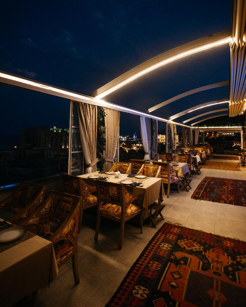 Shirvanshah Hotel - Teras