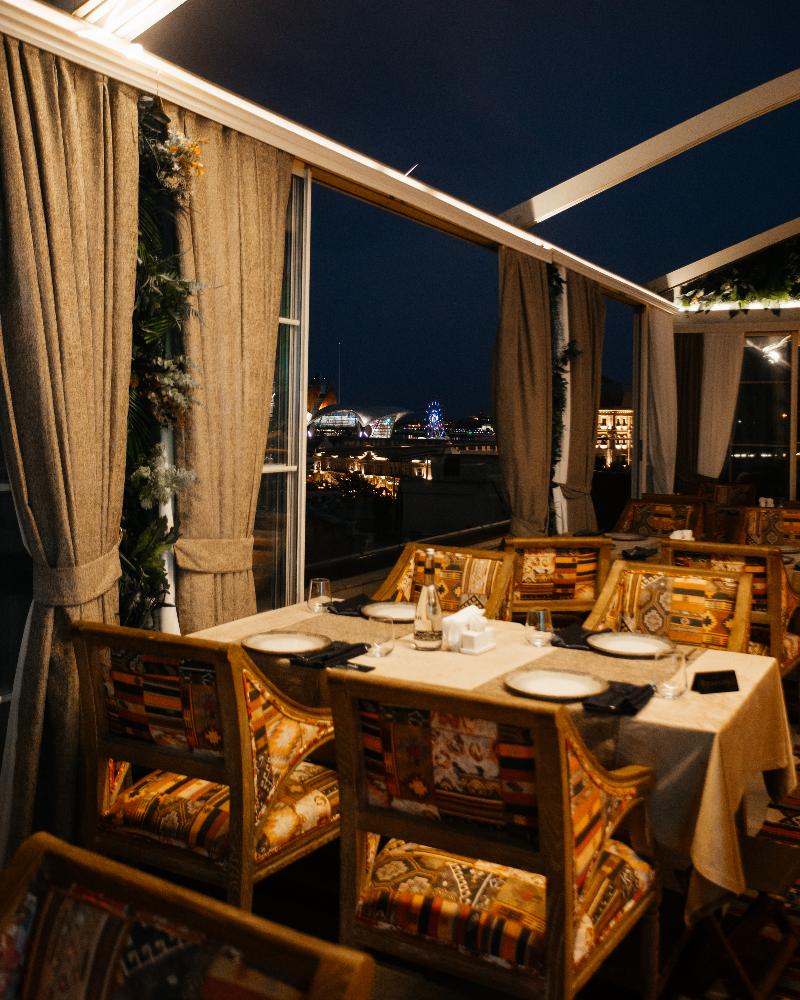 Shirvanshah Hotel - Teras