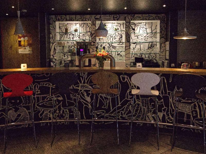 ibis Koeln Centrum - Bar