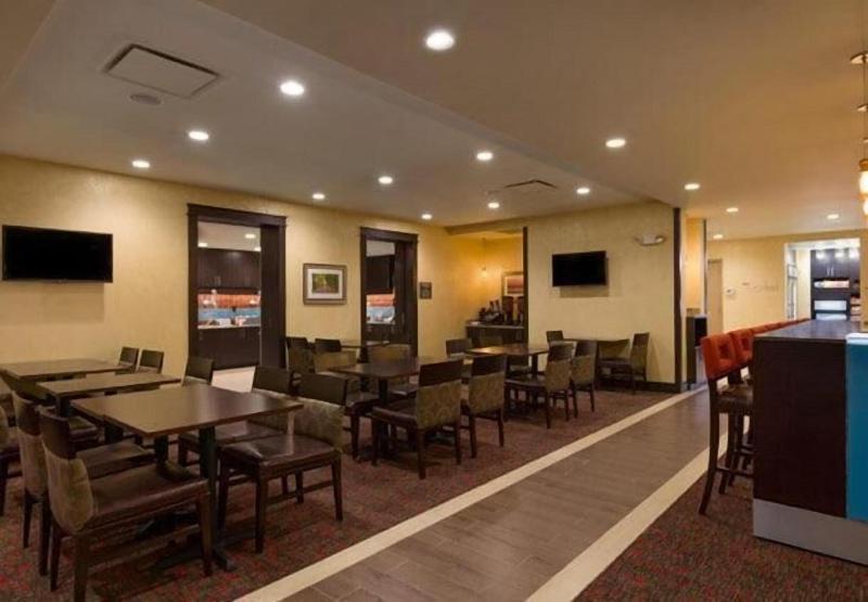 Residence Inn Long Island Islip Courthouse Complex - Restoran