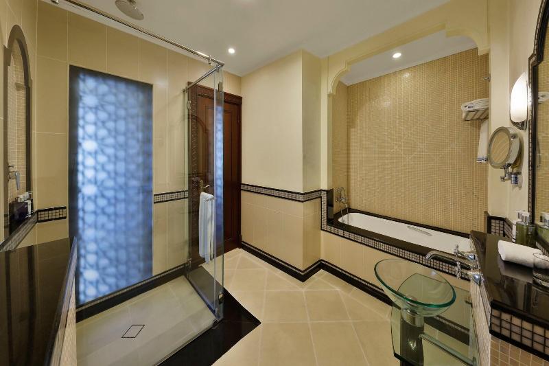 Habtoor Grand Resort, Autograph Collection - Oda