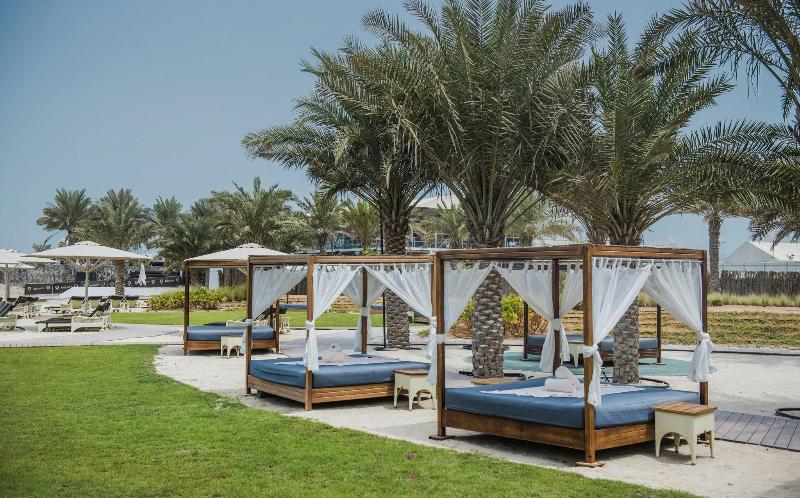 Habtoor Grand Resort, Autograph Collection - Plaj