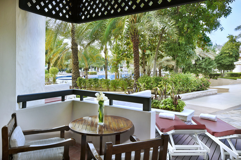 Habtoor Grand Resort, Autograph Collection - Teras