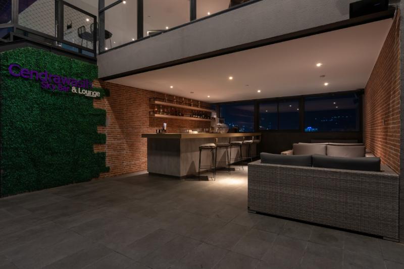 FOX Hotel Jayapura - Bar