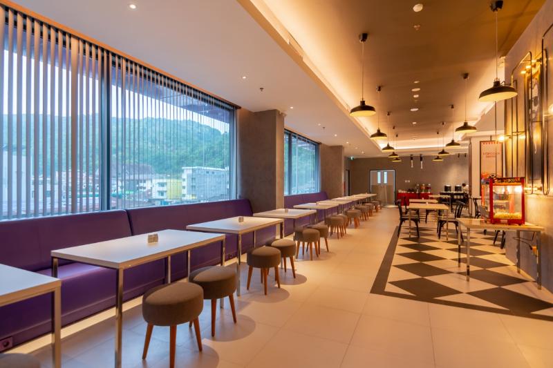 FOX Hotel Jayapura - Restoran