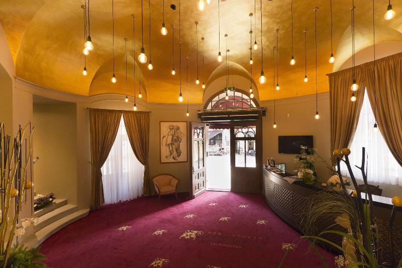 Grandhotel Ambassador Narodni Dum - Lobi