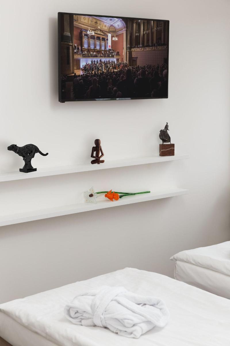 Sky Hotel Prague - Oda