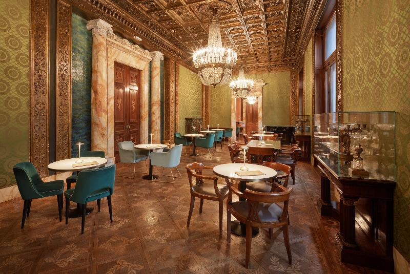DoubleTree by Hilton Trieste - Bar