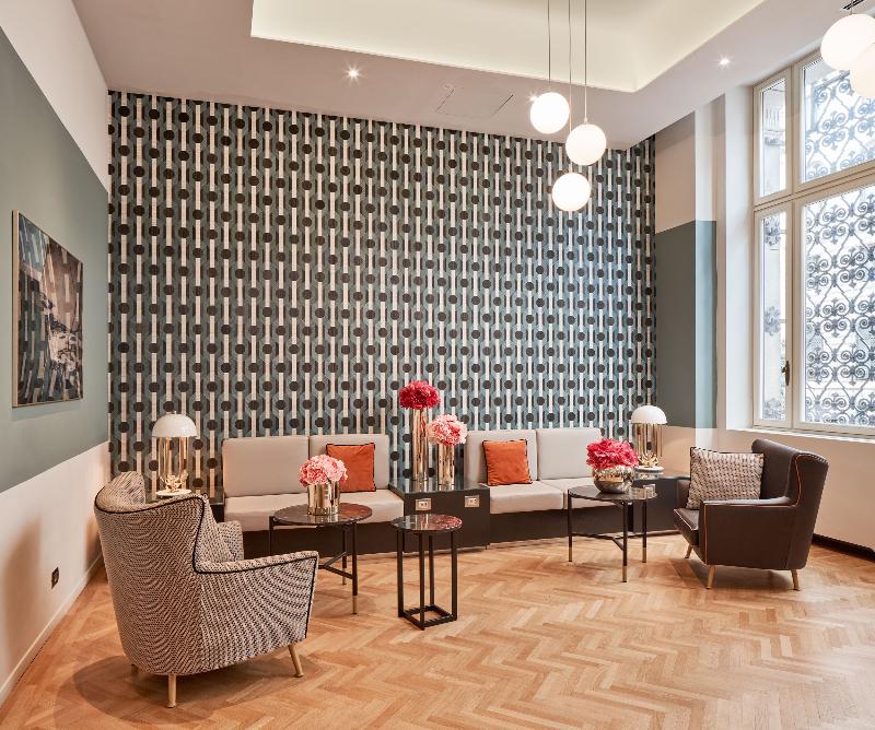 DoubleTree by Hilton Trieste - Lobi