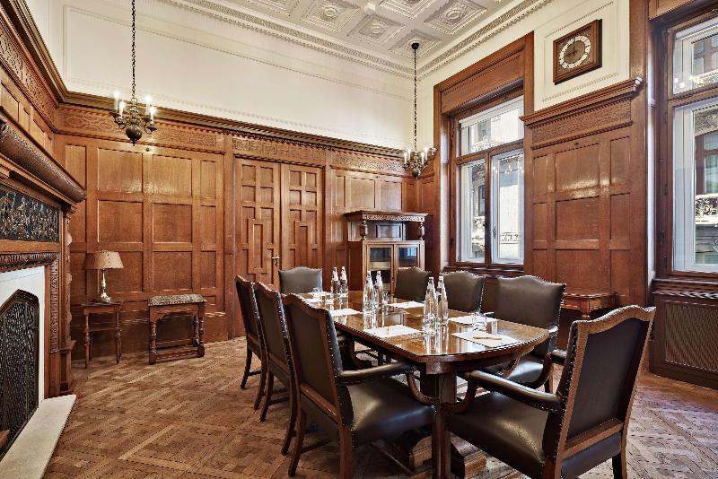 DoubleTree by Hilton Trieste - Toplantı