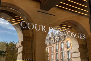 Cour des Vosges fotoÄŸrafÄ±