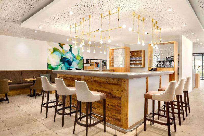 Wyndham Garden Munich Messe Hotel - Bar