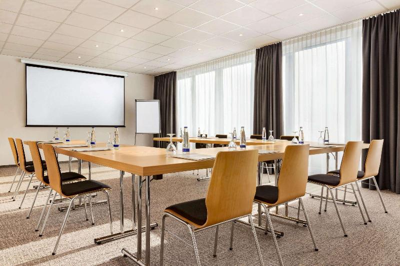 Wyndham Garden Munich Messe Hotel - Toplantı