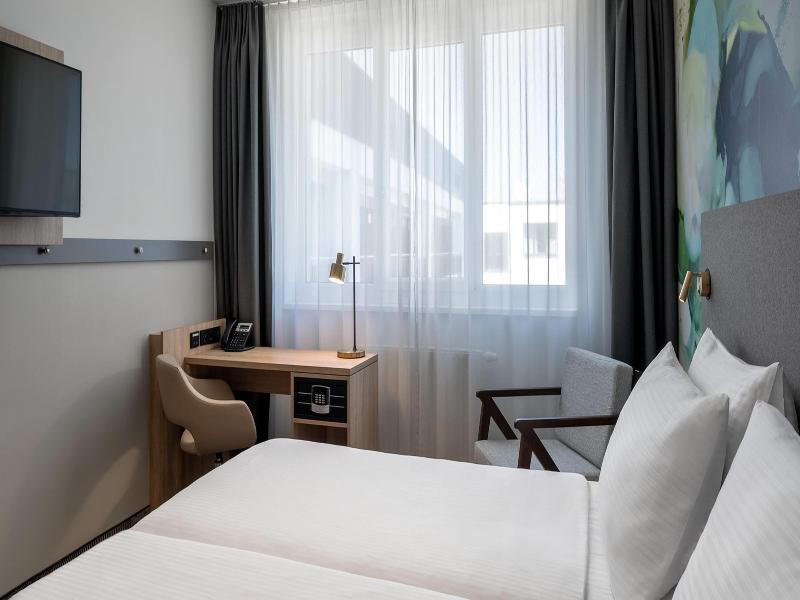 Wyndham Garden Munich Messe Hotel - Oda