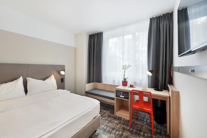 Wyndham Garden Munich Messe Hotel - Oda