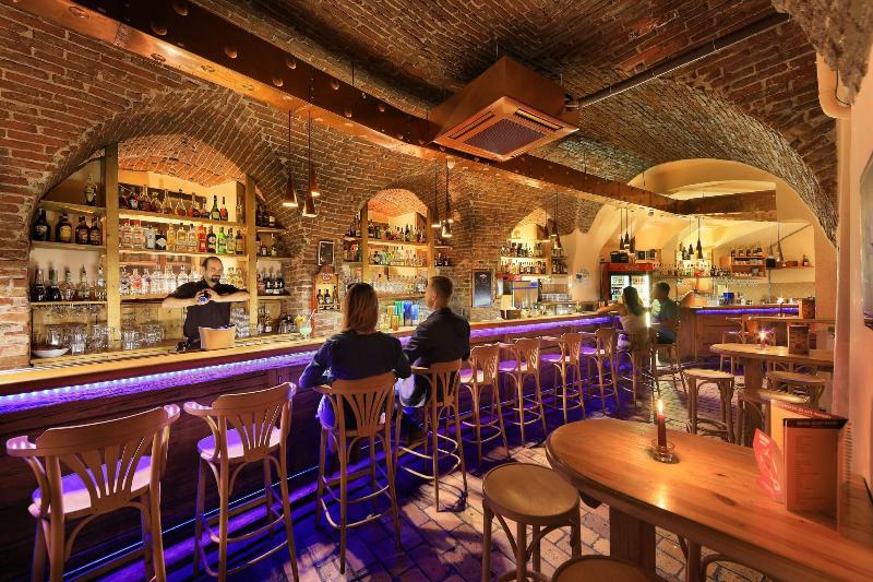 Zlaty Andel - Bar