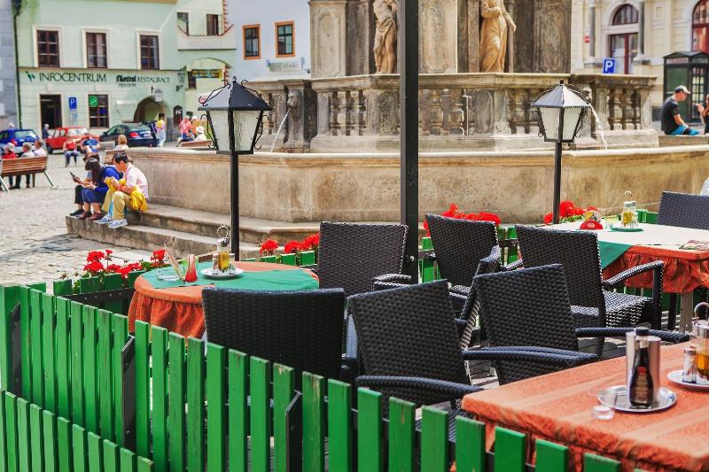 Zlaty Andel - Restoran
