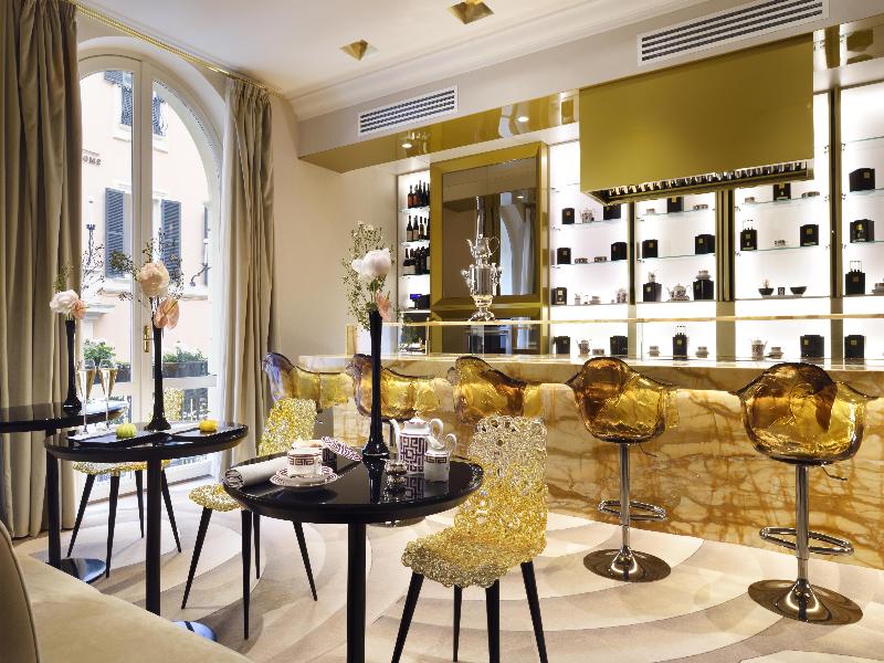The First Dolce - Bar