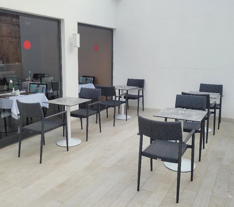 HOTEL TIBA - Restoran