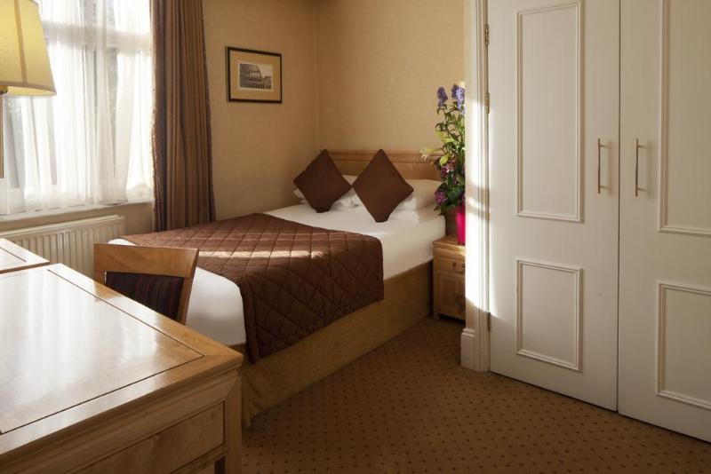 Grange Buckingham Hotel - Oda
