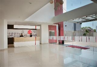 Lynn Hotel Serang fotoÄŸrafÄ±