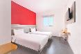 Lynn Hotel Serang oda fotoğrafı