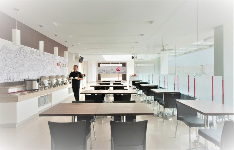 Lynn Hotel Serang - Restoran