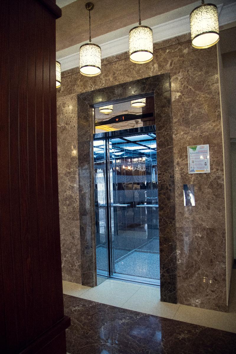 Capitol Hotel - Lobi