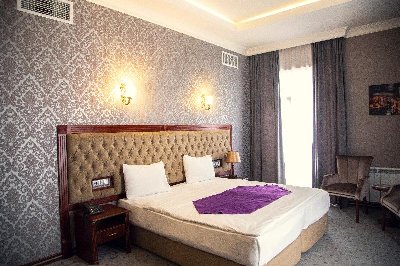Capitol Hotel - Oda