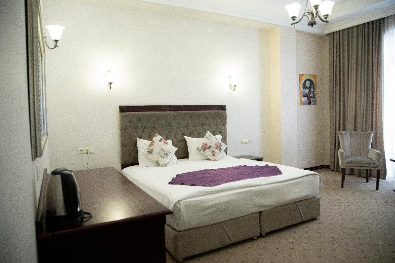 Capitol Hotel - Oda