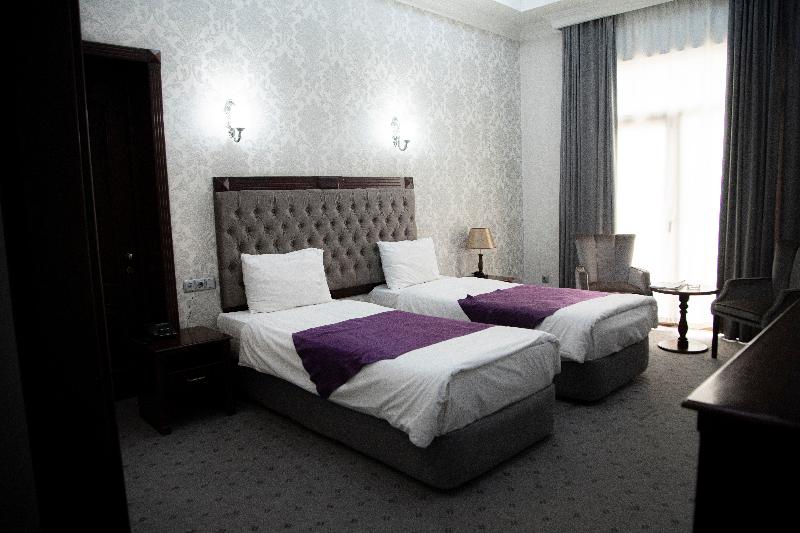 Capitol Hotel - Oda