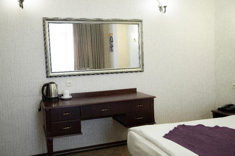 Capitol Hotel - Oda