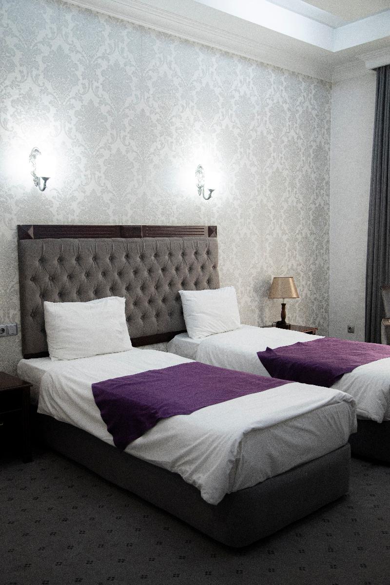 Capitol Hotel - Oda